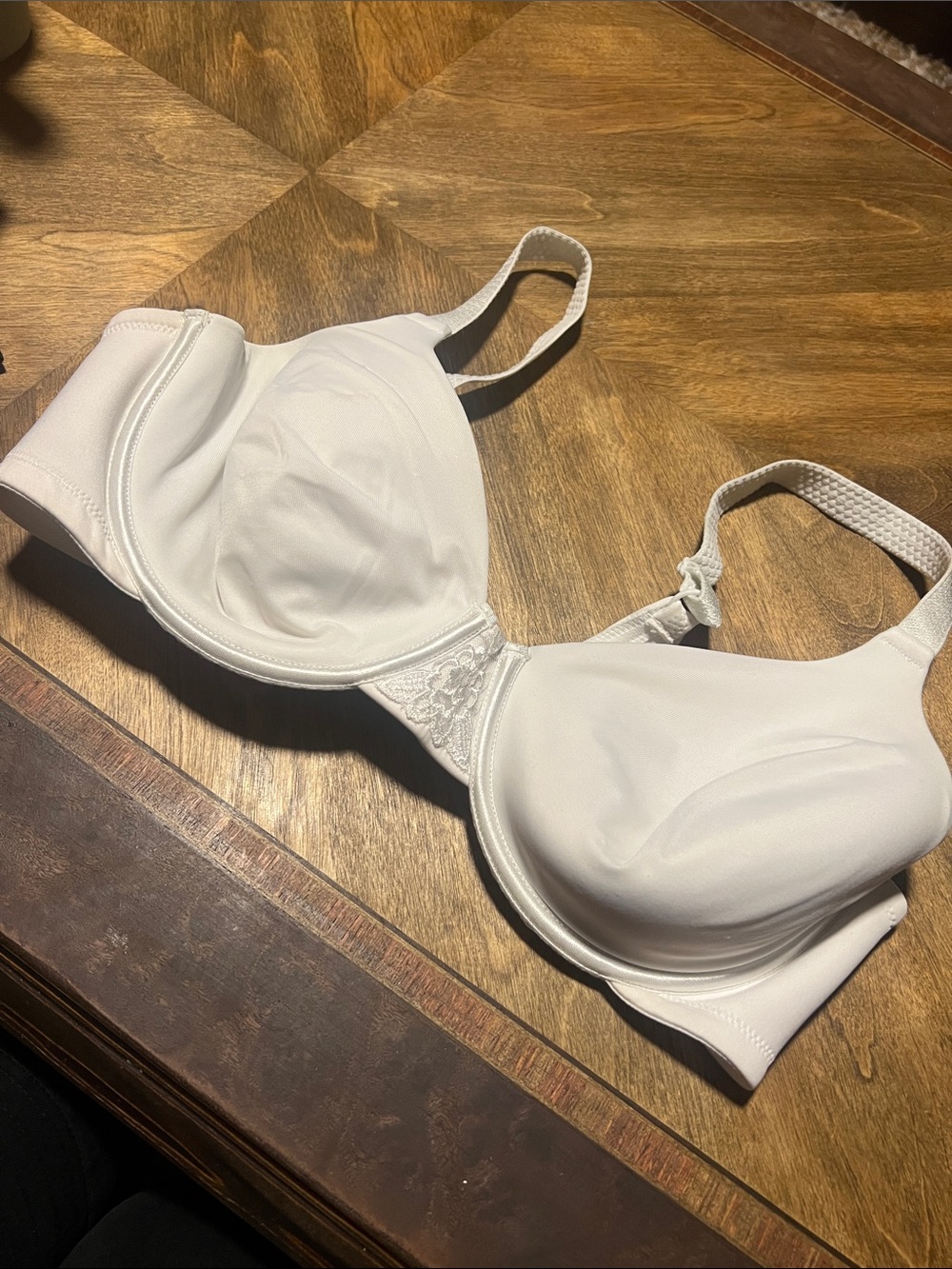 Vanity Fair white padded bra